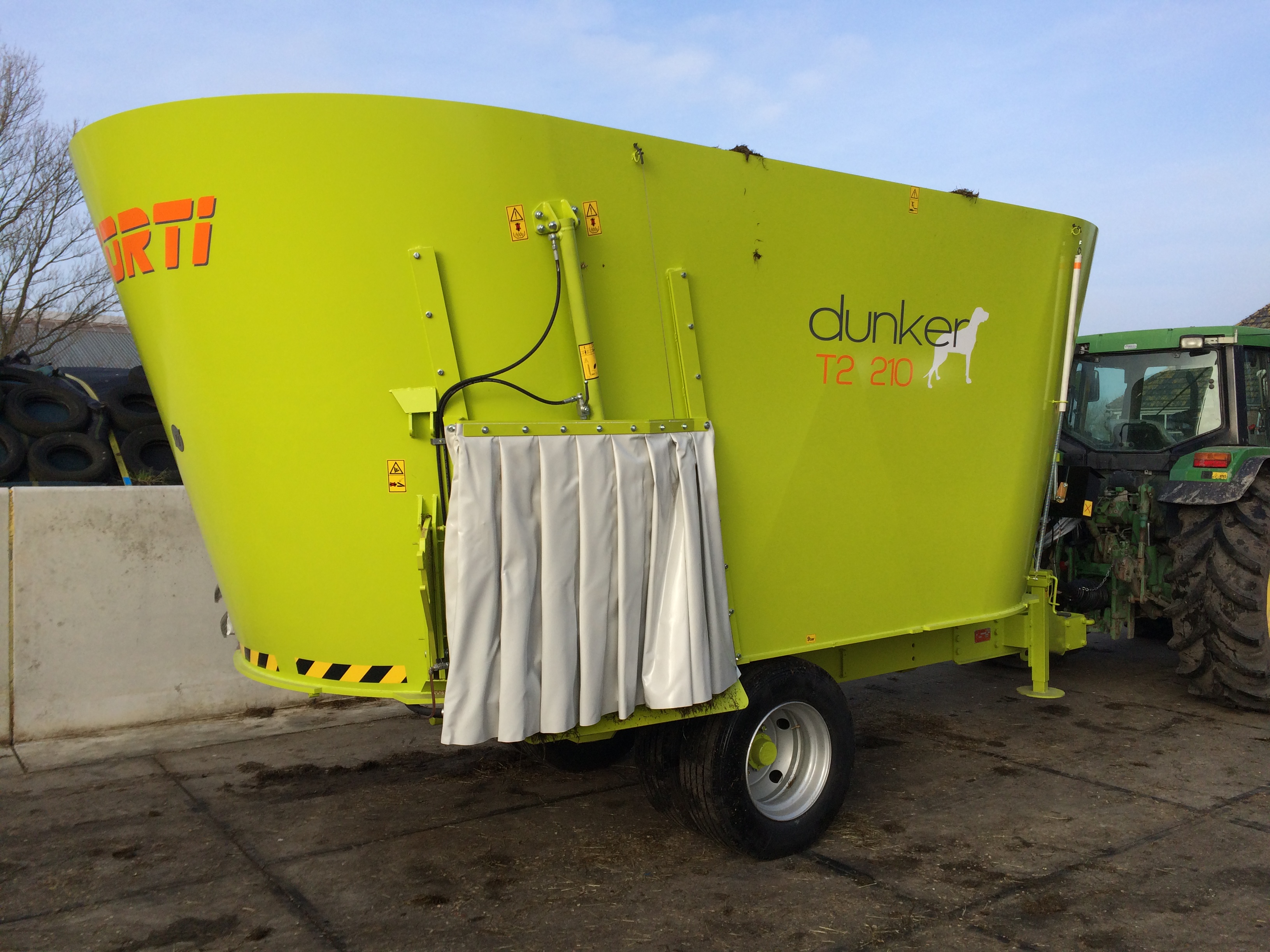 Storti Dunker voermengwagen