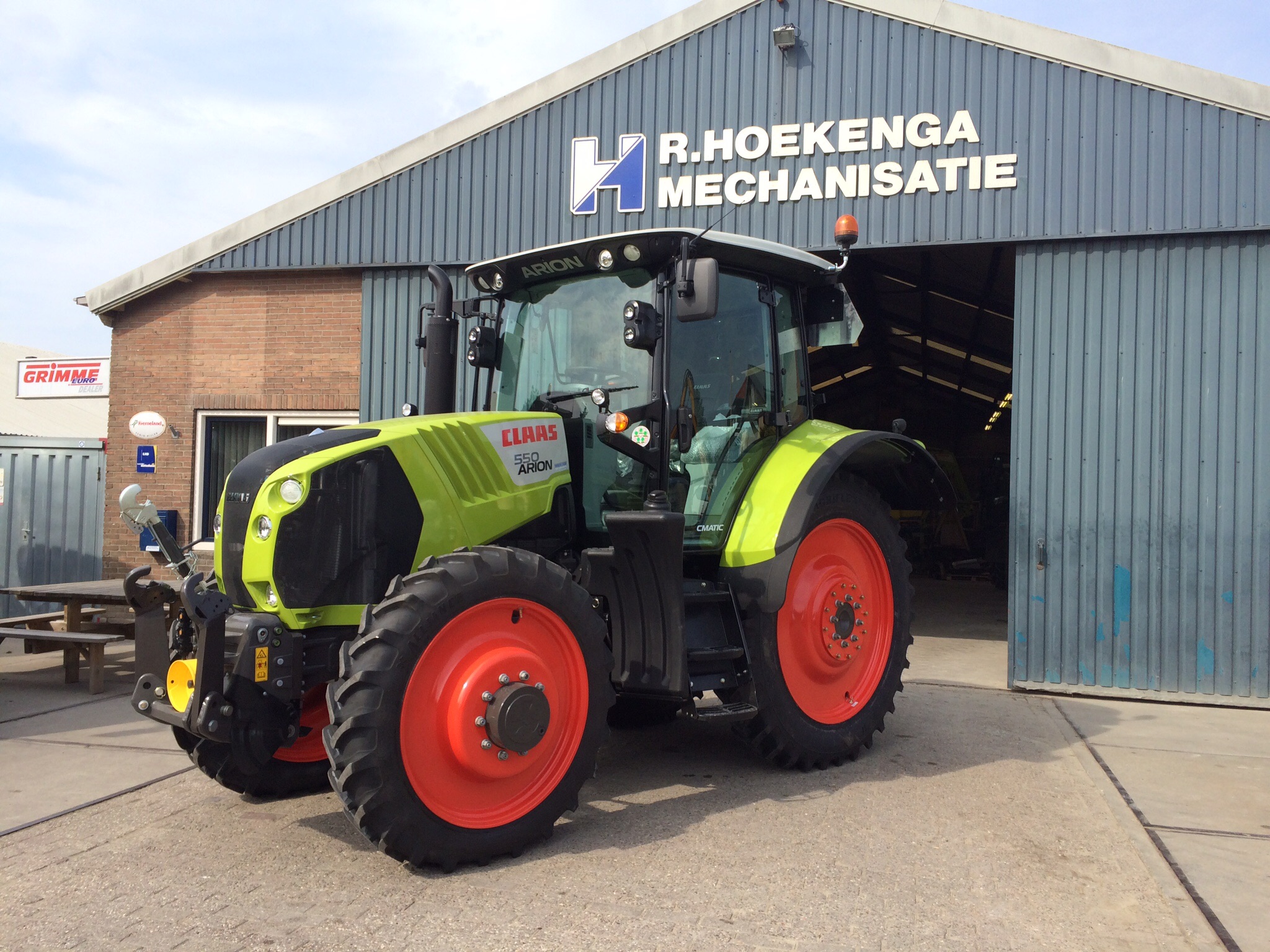 Alweer een Claas Arion 550 C-Matic afleveren